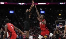 九游娱乐首页-格林今晚发挥抢眼，帮助球队击败了竞争对手的简单介绍