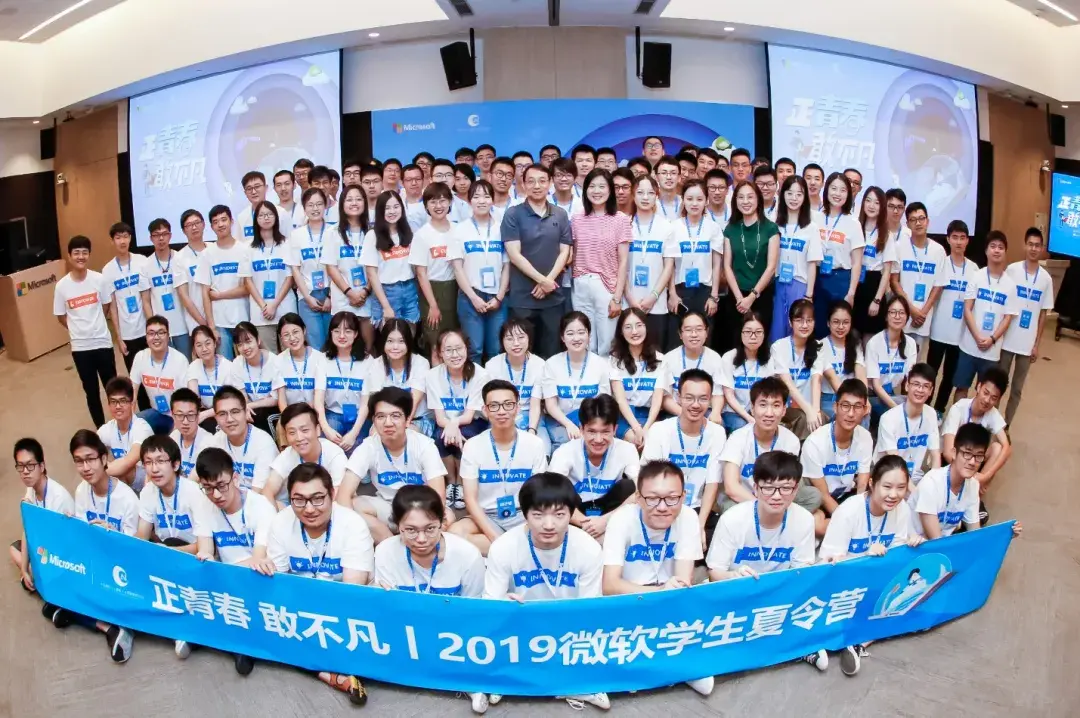 包含挪威女足俱乐部成功组建青少年培训营，壮大队伍的词条