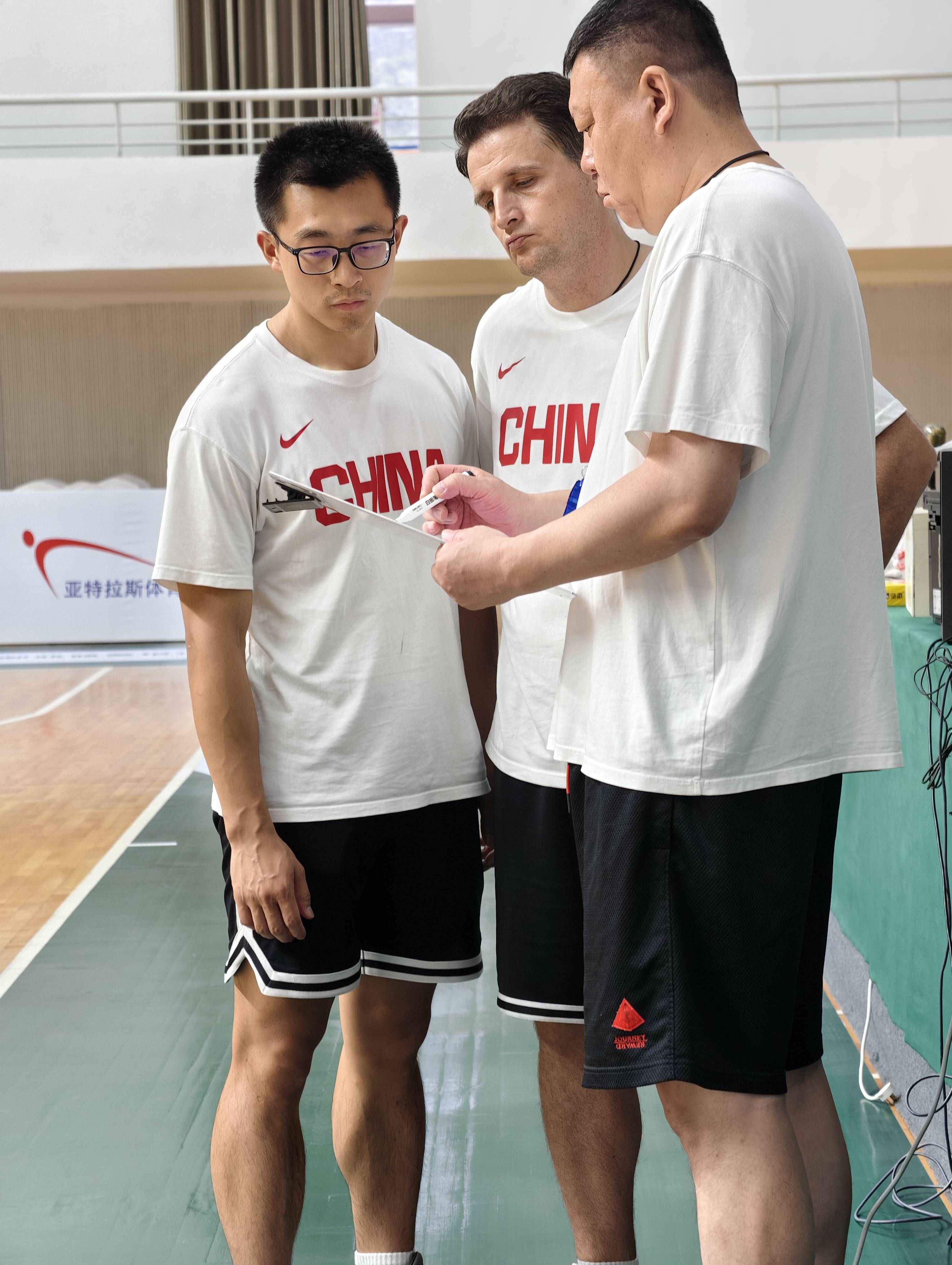 包含四川队全力备战，全力以赴迎接挑战的词条