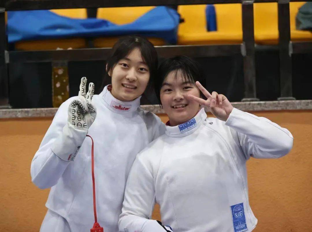 俄罗斯击剑队绝地反击,逆袭成功 俄罗斯击剑队绝地反击,逆袭成功