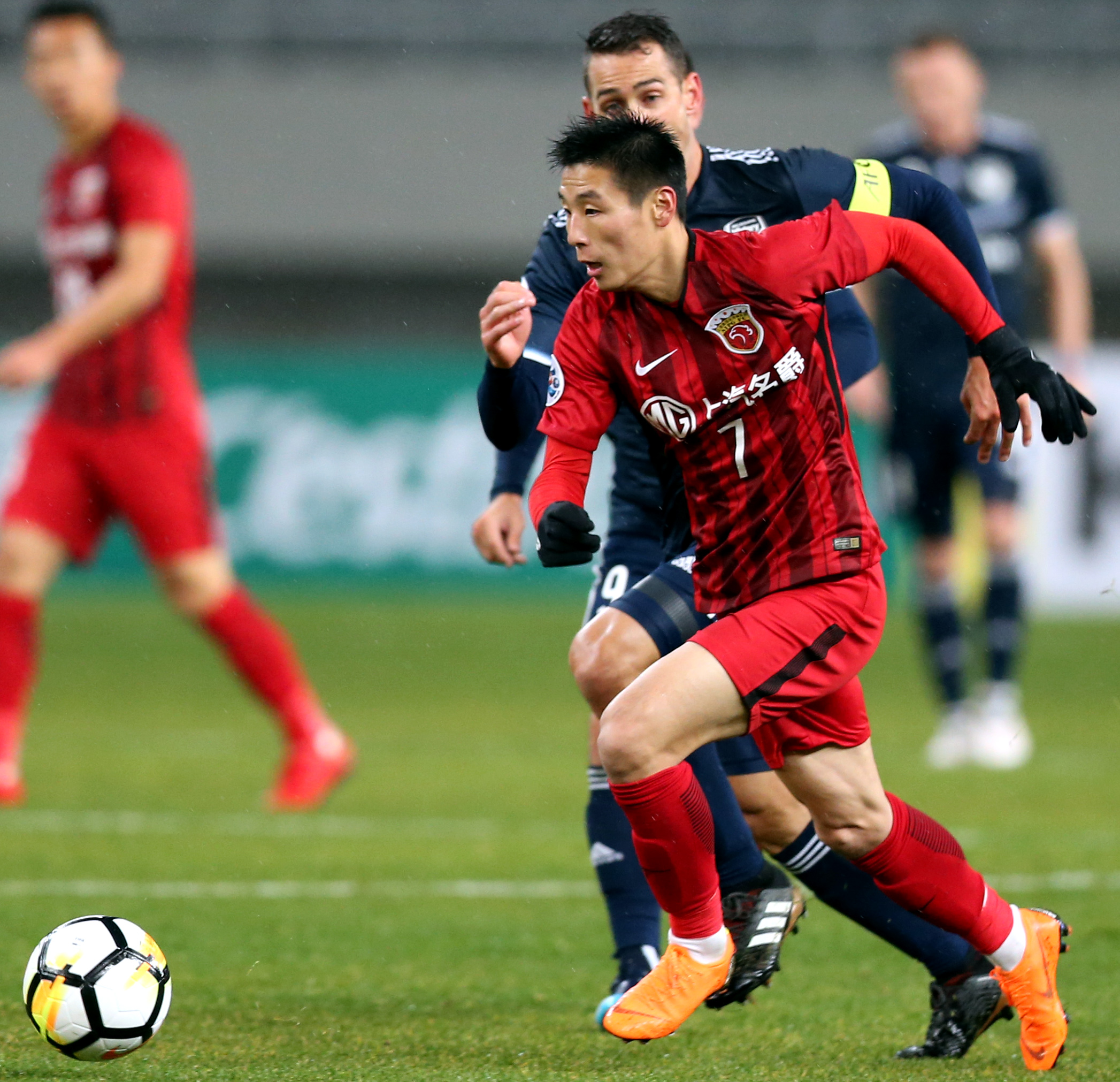 关于北京首钢迎战上海上港，势必势力悬殊的信息