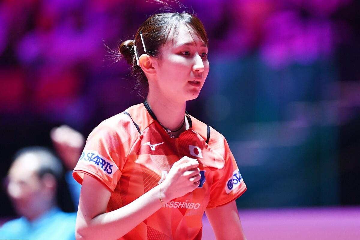 比赛进入白热化阶段，欣赏女足选手的顶级表现