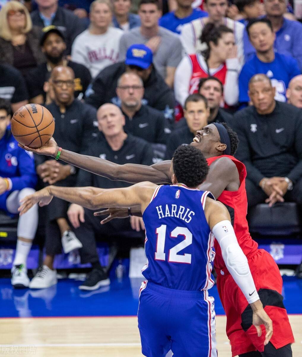 猛龙球员在比赛中出现失误，或引发争议