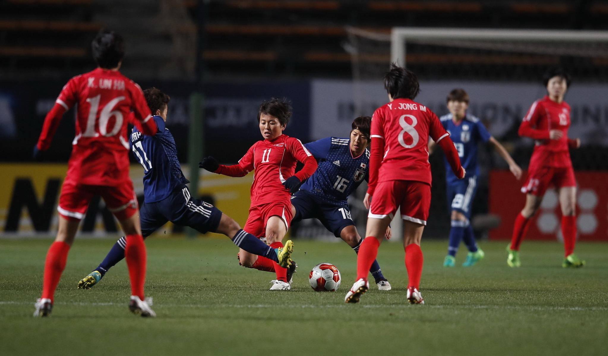 关于直击足坛：女足联赛冠军之争引发广泛关注的信息