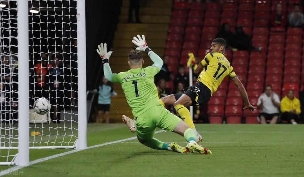 关于沃特福德客场逼平，保持不败战绩的信息