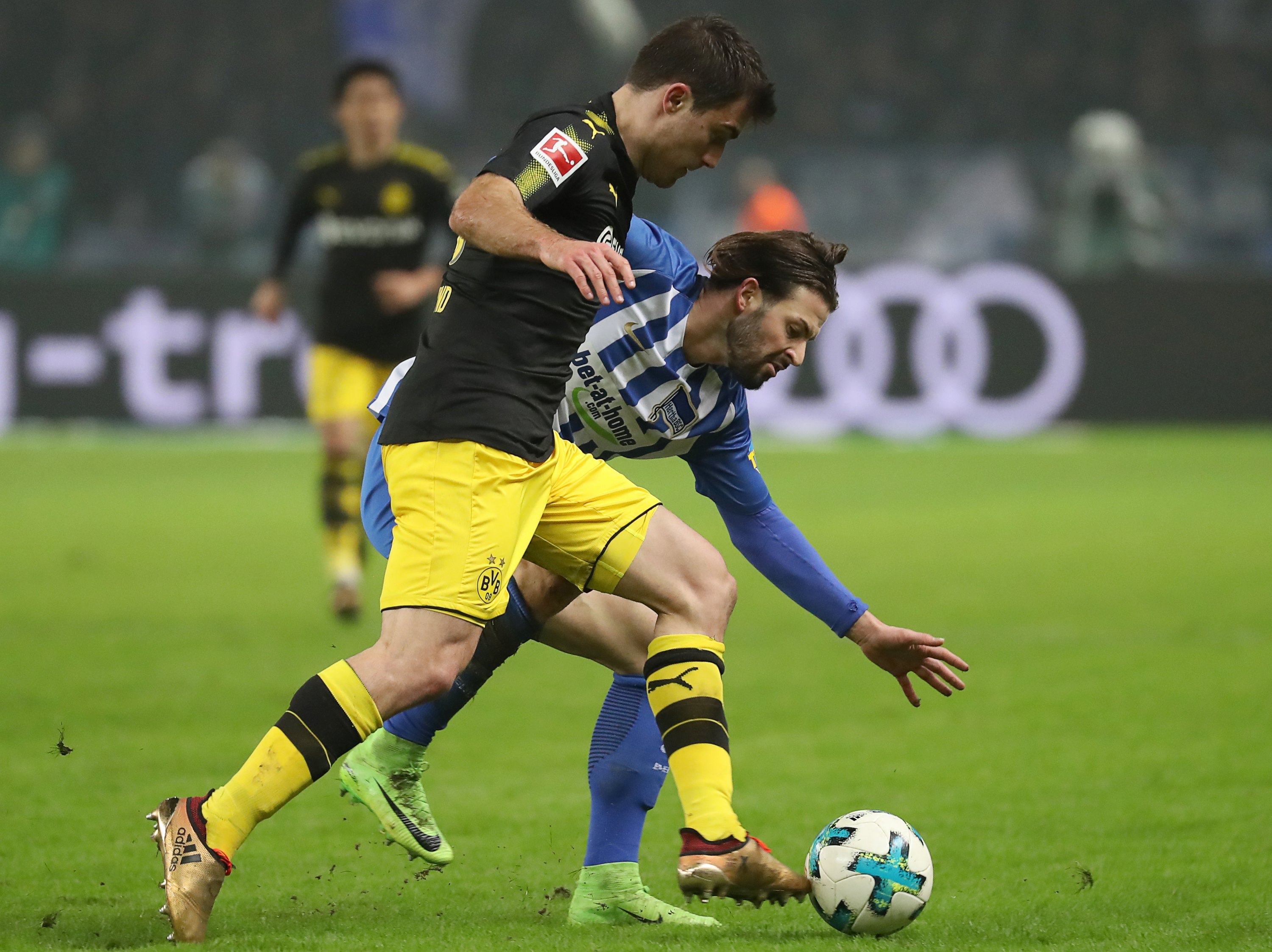 关于柏林赫塔遭遇失利，德甲积分榜继续下滑的信息