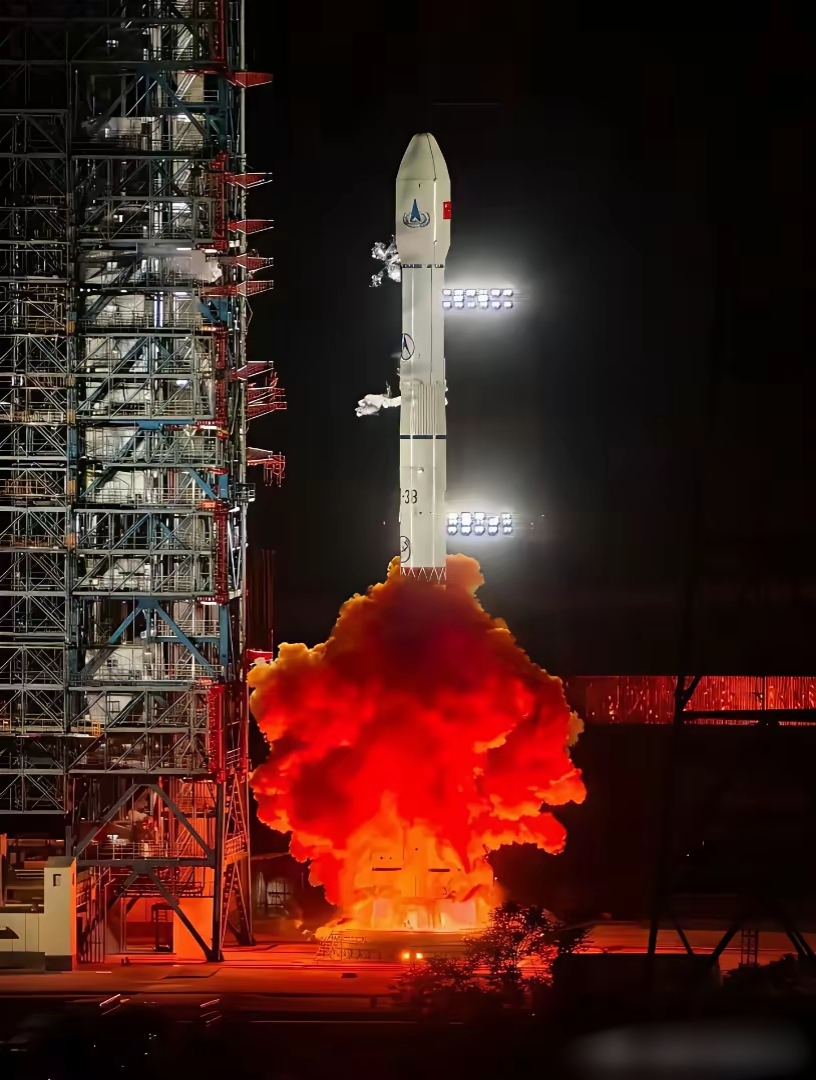 火箭队新核登场双核爆发带队取胜