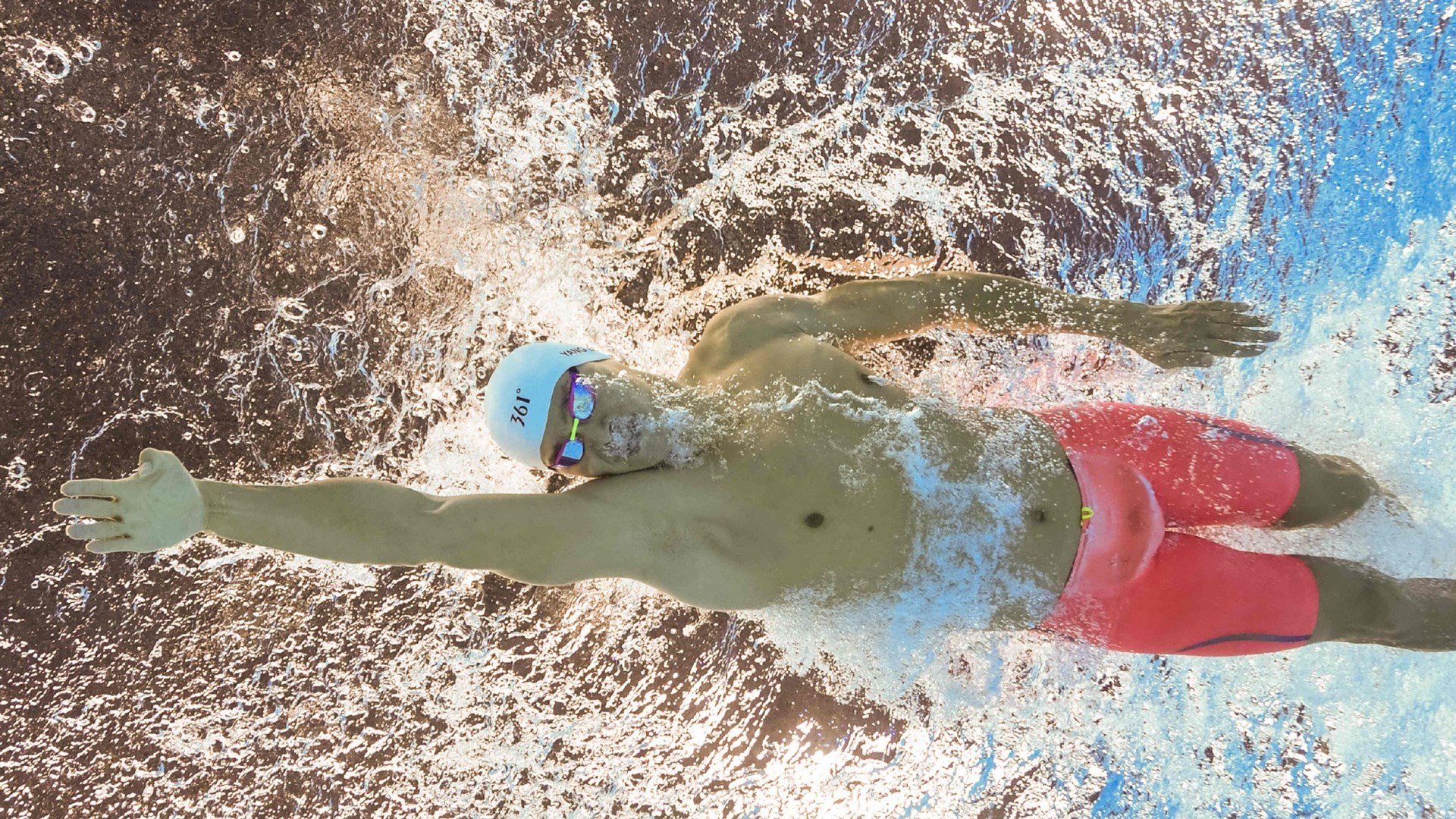 绿茵场外的奇迹，当伊拉克在抢七之夜点亮世界